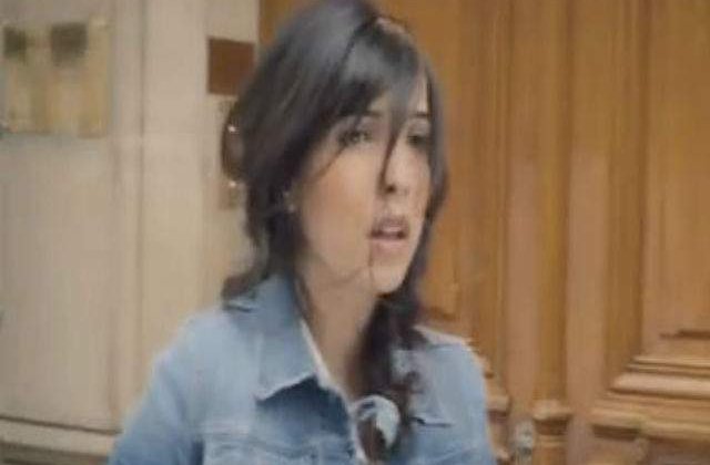 [Video] Indila va concerta in premiera in Romania