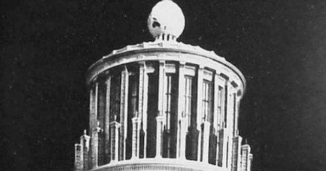  Video  Cum urma sa arate ORASUL NAZIST imens al lui Hitler