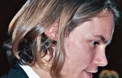  Video  A murit regizorul ultimului film in care a jucat River Phoenix