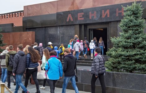 Un rus beat a încercat să fure mumia lui Vladimir Lenin de la mausoleul din Moscova