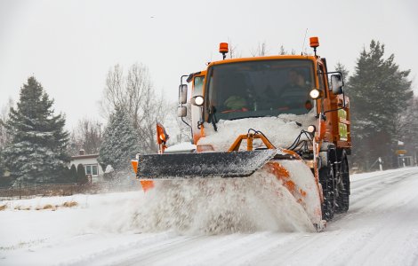 Mai multe drumuri din județul Buzău au fost închise din cauza viscolului. S-au aplicat și restricții de tonaj