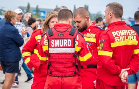 România trimite încă o echipă de salvatori în Turcia