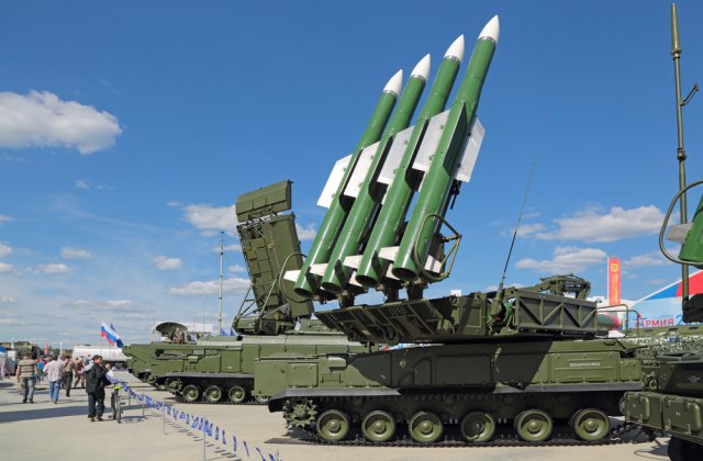 Rusia a v&acirc;ndut Indiei arme &icirc;n valoare de 13 miliarde de dolari &icirc;n ultimii 5 ani. Premierul indian Narendra Modi a &icirc;ndemnat la dialog şi diplomaţie pentru oprirea războiului