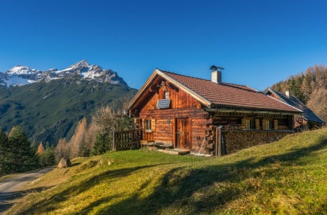 3 sfaturi pentru construcția casei mult visate la munte