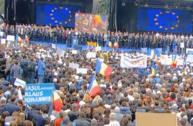 Klaus Iohannis si-a lansat candidatura la Presedintie in Piata Victoriei