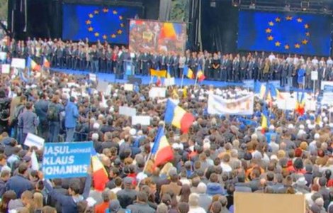 Klaus Iohannis si-a lansat candidatura in Piata Victoriei