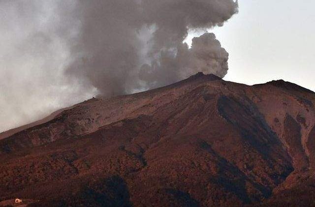 [VIDEO] Catastrofa in Japonia! Cel putin 30 de oameni au murit in urma eruptiei unui vulcan!