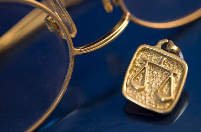 Patronii casei de moda Prada sunt investigati de justitie