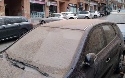 Un nor de praf saharian se...