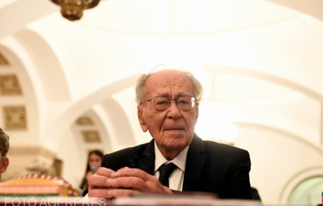 Val de reacții din partea românilor după moartea lui Mihai Șora. Oamenii sunt îndurerați de moartea marelui filosof