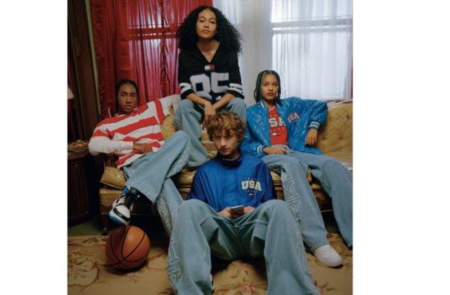 Tommy Hilfiger lansează cele mai noi modele de Baggy Jeans Tommy Jeans Denim Progresed și stiluri de stradă pentru primăvara 23