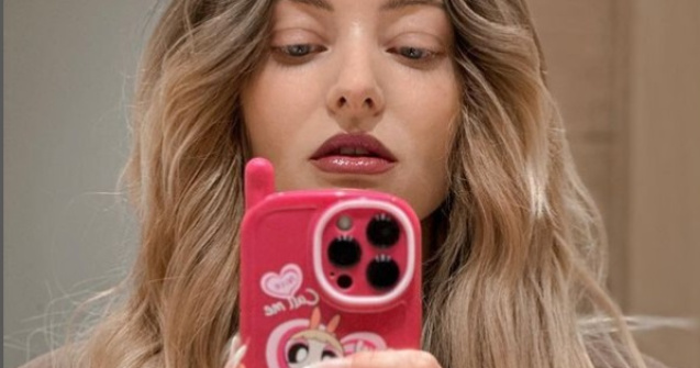 Delia, mesaj subtil după ce mama ei l-a făcut cu ou și cu oțet pe iubitul Oanei Matache: „Nimic nu este al nostru în viață”