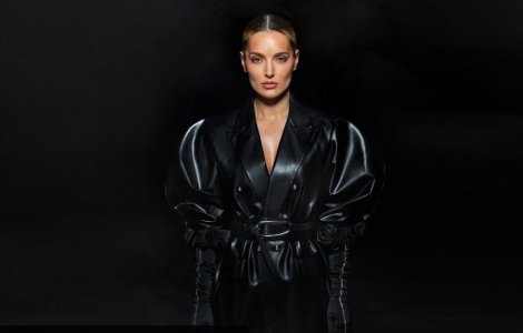 Minelli, despre operațiile estetice. Vedeta are 34 de ani și doi copii: „Sunt fericită”