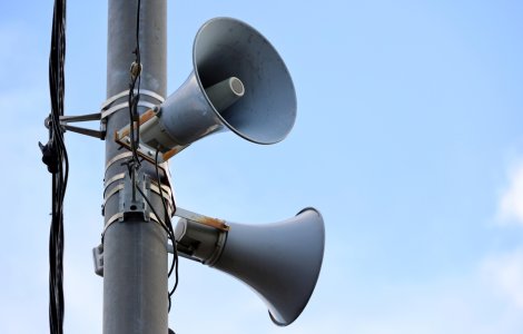 Tocmai 15% din sirenele din România testate miercuri nu au funcționat. Cine se face responsabil