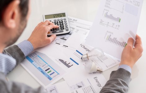 Reducere de 50% pentru facturile la energie. Cine beneficiază de reducere