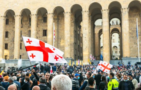 Proteste violente în Georgia. Populația protestează împotriva legea „agenților străini”