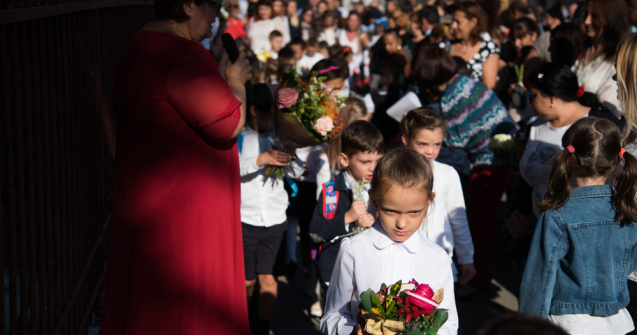 Noua structură a anului şcolar 2023-2024 a fost semnată de ministrul Educației