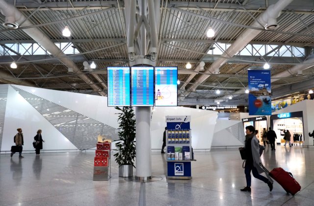 Grevă națională &icirc;n Grecia, după tragedia feroviară. Zborurile interne și internaționale sunt oprite