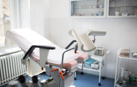 Avortul ar putea fi decontat de stat în anumite situații, potrivit unui proiect depus în Parlament