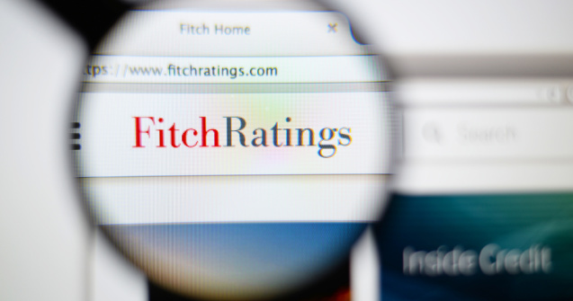 Agenția Fitch a îmbunătățit ratingul României și perspectiva de țară
