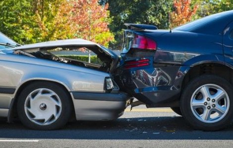 Brokerii de asigurări se opun plafonării prețurilor RCA