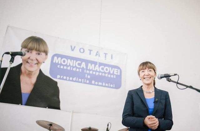 Macovei si-a inceput campania electorala intr-o hala dezafectata din Timisoara