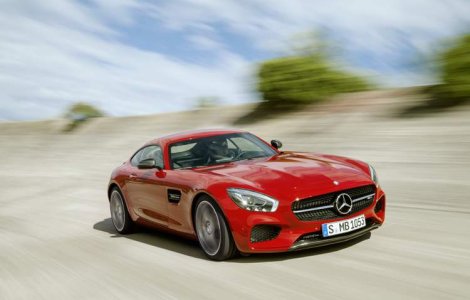 Mercedes AMG GT - Schimbare de directie