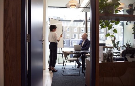 Cum să prezinți încredere în fața clienților când start-upul tău este la început de drum