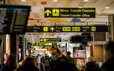 Percheziții DNA la Aeroportul...