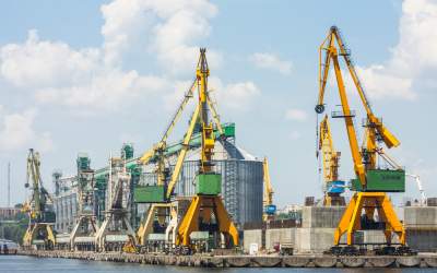 Explozie puternică la...