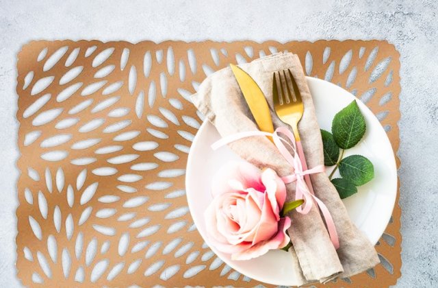 HOMELUX și chef Jakob Hausmann ne oferă rețeta unei mese festive de Paște 