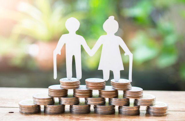 Rom&acirc;nii &icirc;și vor primi pensiile &icirc;nainte de Paște. Anunțul făcut de ministrul Budăi