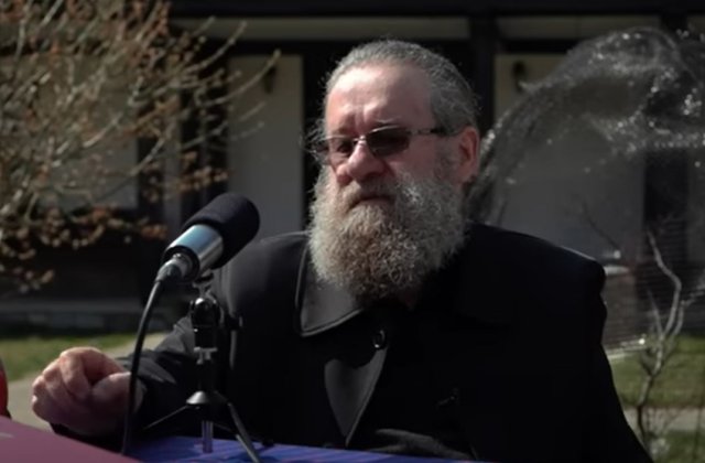 De ce s-a retras Nelu Curcă din serialul &bdquo;La Bloc&rdquo; la Mănăstirea Turnu: &bdquo;I-am nenorocit viaţa&rdquo;