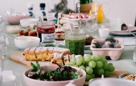 Masa de Paște - cum eviți excesele alimentare