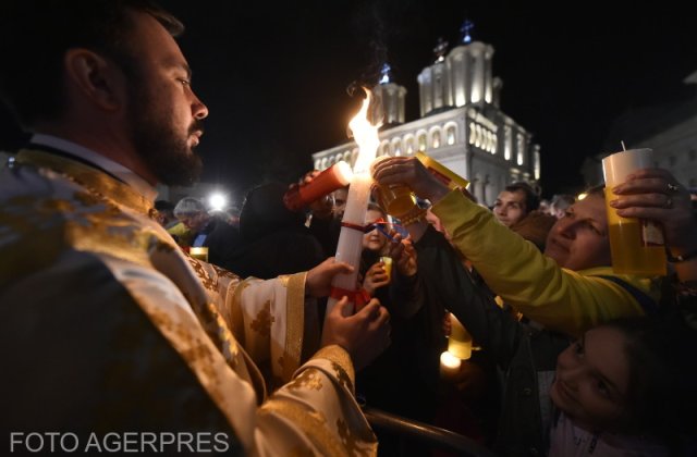&Icirc;nvierea Domnului, sărbătorită de mii de credincioși &icirc;n bisericile din Rom&acirc;nia