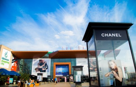 15 ani de fashion, lifestyle și o comunitate bine definită se sărbătoresc, în luna aprilie, la Băneasa Shopping City