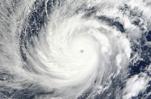 Taifunul Vongfong se apropie de Japonia