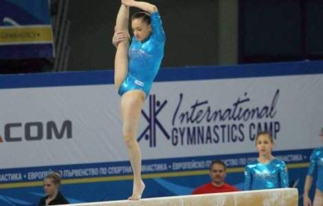 CM de gimnastica: Larisa Iordache a castigat medalia de argint la individual compus