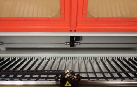 Descoperiți beneficiile aparatelor avansate Lasersnijder și Lasergraveren