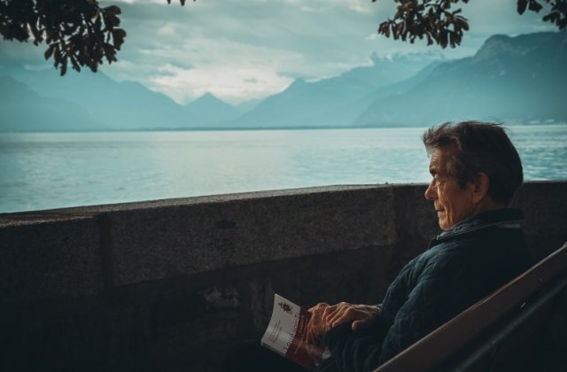 Mitul normalității: cartea scrisă de Gabor Mate ce te poate ajuta să &icirc;ți recapeți starea de bine 