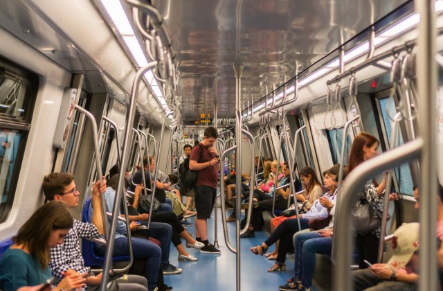 Aeroportul Henri Coandă va avea linie de metrou &icirc;n 2027. Contractul s-a semnat astăzi