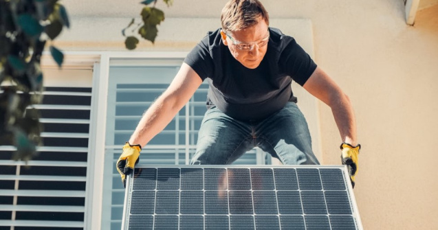 Patru sfaturi pentru ca panourile tale solare să dea randament