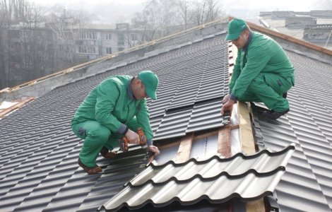 Instalarea ţiglei metalice: Ghid pas cu pas