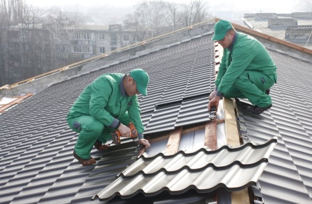 Instalarea ţiglei metalice: Ghid pas cu pas