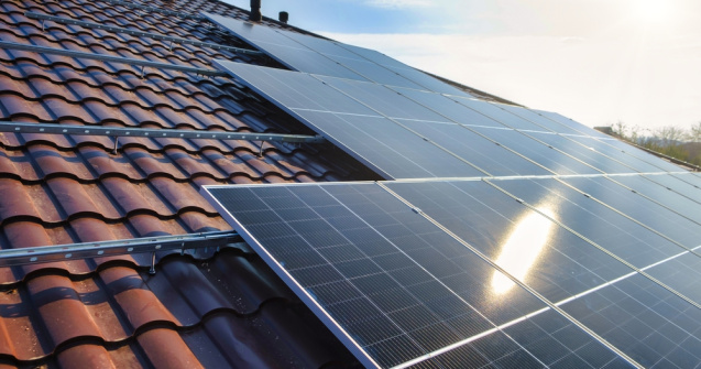 Studiu Infografic: Profilul clienților sistemelor fotovoltaice în 2023 ENSYS Renewable Solutions