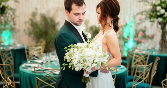 Cum să îți alegi florile și aranjamentele florale pentru nunta ta