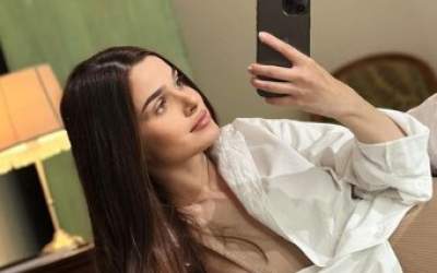 Theo Rose, fotografii de...