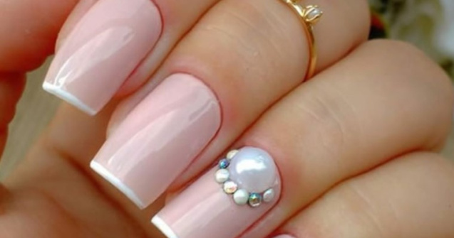 Kit unghii cu gel în avantajul tău