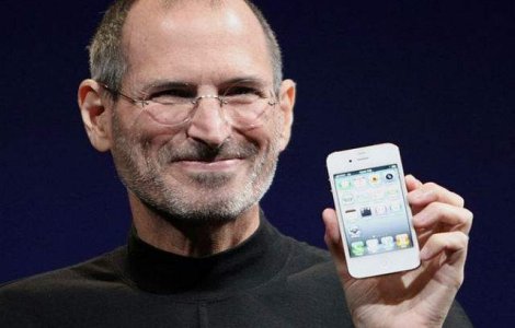 Christian Bale il va interpreta pe Steve Jobs intr-un film biografic