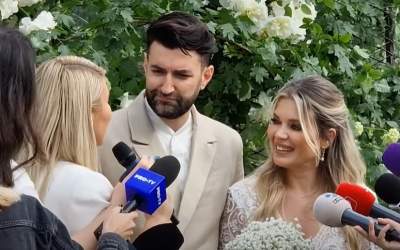 Smiley și Gina Pistol au...